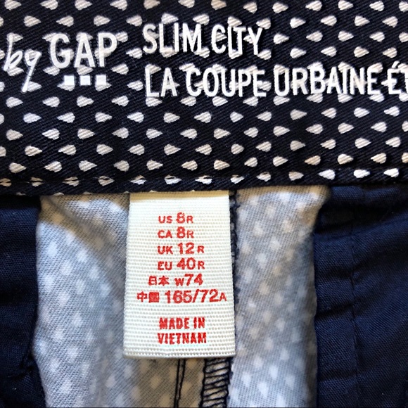 ✨GAP KHAKI PANTS✨ - Picture 4 of 5